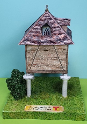 maquette en papier pigeonnier le verdier