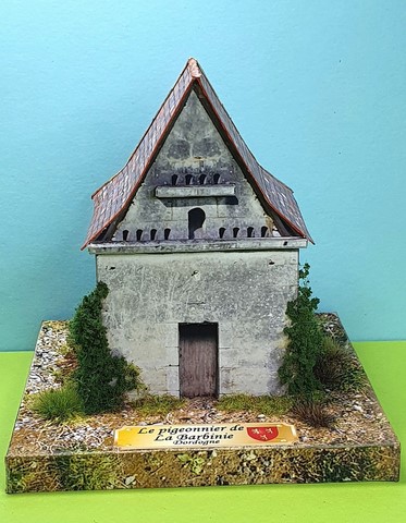 pigeonnier maquette en papier la barbinie villars