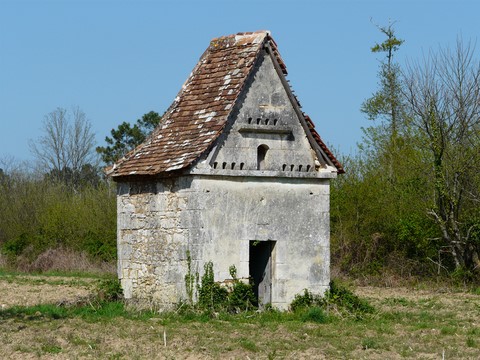 pigeonnier la barbinie villars